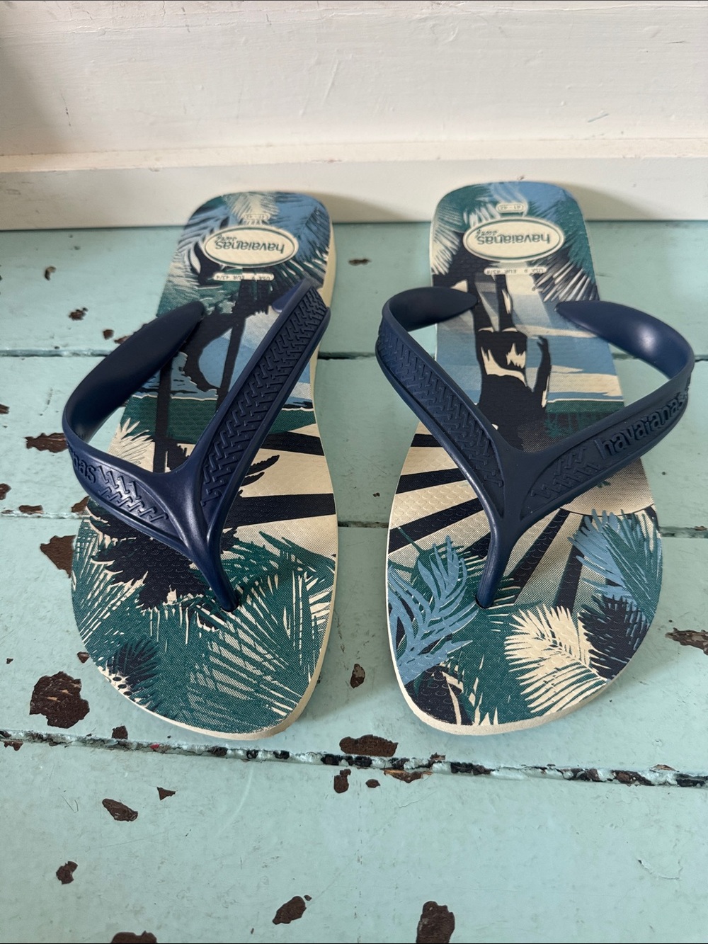 Havaianas Size US 9 Surf Line